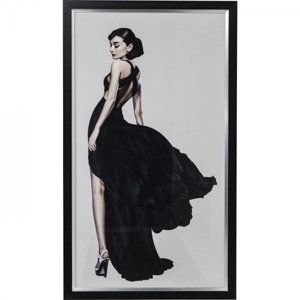 KARE Design Zarámovaný obraz Audrey Hepburn v černých šatech 172x108cm